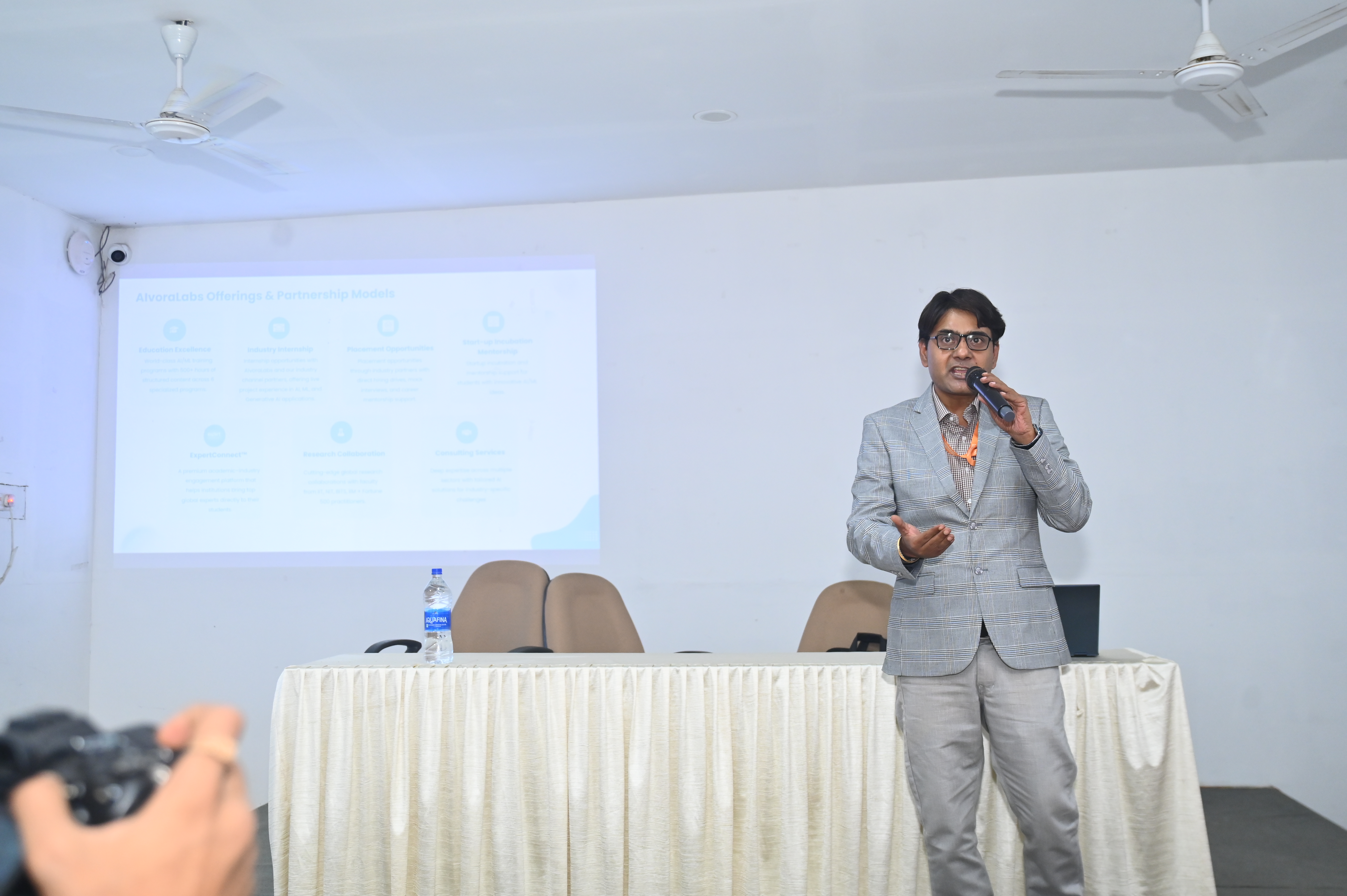 AivoraLabs Leads the Conversation on AI Innovation at Brainware University